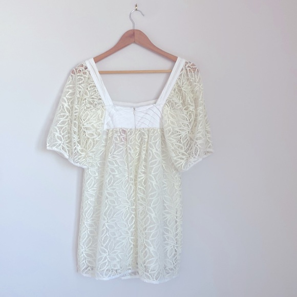 BCBGGeneration Mini Baby Doll Lace Dress - Preowned  fair condition size 0 - Picture 2 of 6